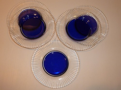 Elegant set glass plates - 5,