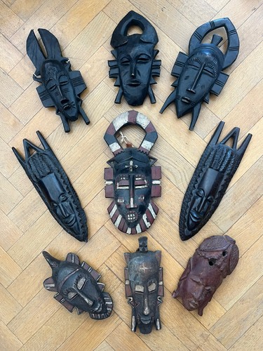 Lot petits masques - 9,