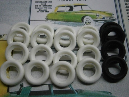 Lot pneus dinky - lot, toys