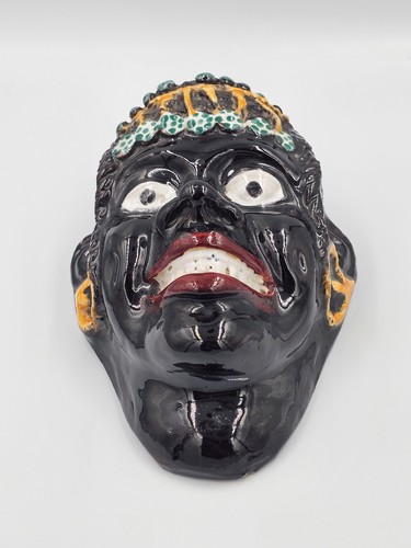 Masque negre terre - negre,