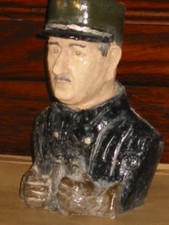 Buste du Général de Gaulle  *