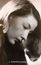 Studio harcourt portrait - studio, —