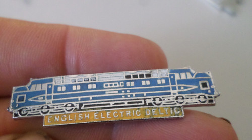 Broche insigne train - broche,