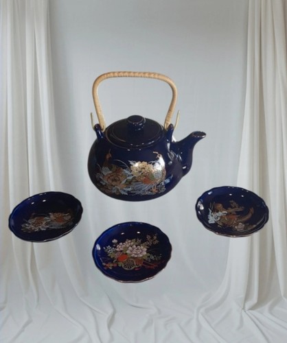 Théière asiatique avec - , 3