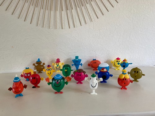 724 lot 18 figurines - 18,
