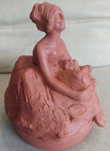 Terre cuite bonbonniere femme - bonbonniere,