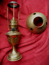 Ancienne lampe sur pied  ( cuivre ?) ( origine Allemagne)