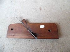 (n°224 ) old tool plane, OUTIL ANCIEN, vieux rabot en bois , menuisier, ébèniste