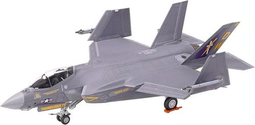 Tamiya 60794 warbird - 1/72,