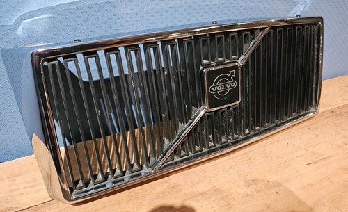 Volvo 240 grille - 240, calandre