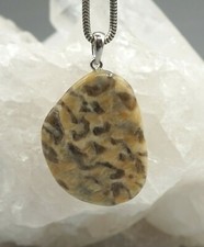 Pendentif En Granit Avec
