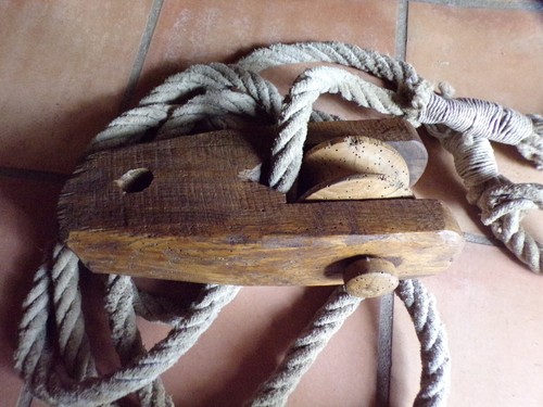 Ancienne poulie bateau en - poulie,
