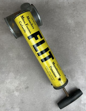 #586 Ancien pulvérisateur