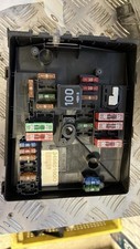 Porte fusible VOLKSWAGEN GOLF