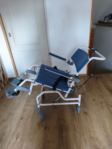 Chaise douche percée - de, (À