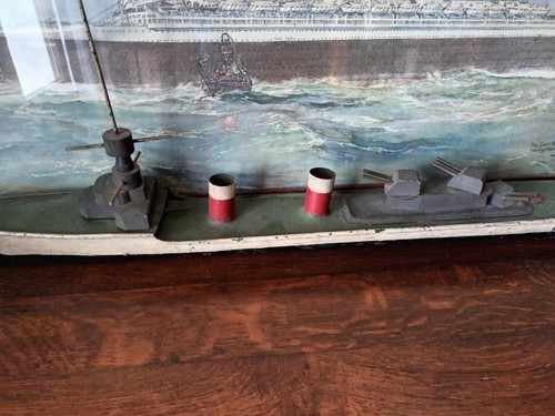 Bateau torpilleur 66cm - torpilleur, a