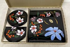 1 Dessous de plat et 2 dessous de bouteilles en Longwy décor inaltérable