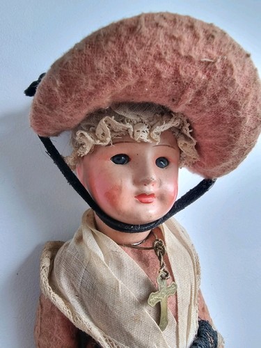 Poupée ancienne mignonnette - poupée,