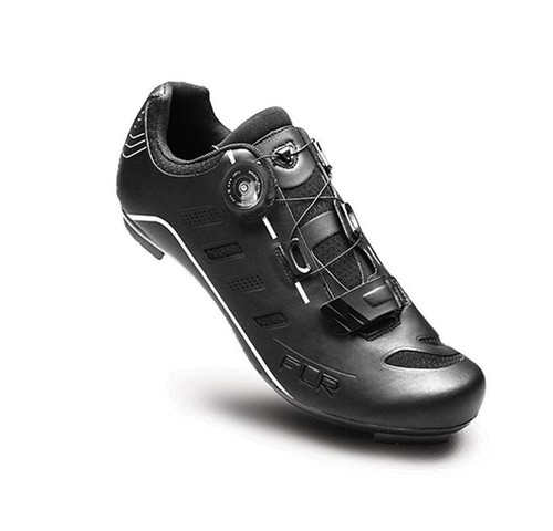 Paire chaussures vélo route