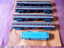 Lot de 4 voitures grand