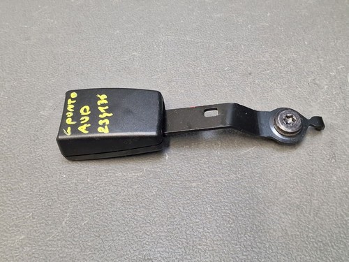 Attache ceinture sécurité