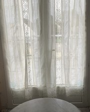 linge ancien: grand rideau Ou