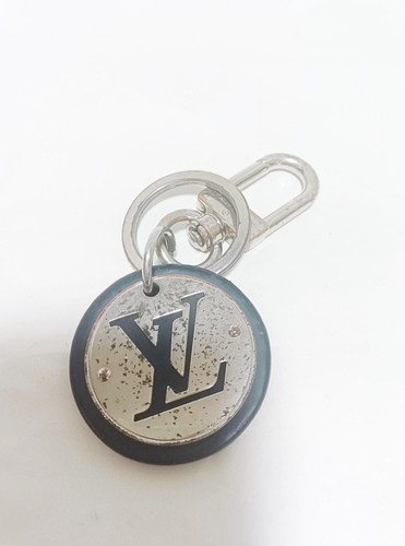 Auth louis vuitton porte - vuitton, porte-clés