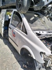 siége avant droit pour