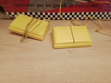 CIRCUIT MINIAMIL MONTLHERY. 2 PEDALES JAUNES