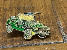 PINS PIN CAR 4X4 JEEP MILITARY US MILITAIRE