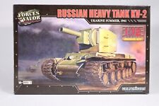 LP333 FORCES OF VALOR 873003A Maquette 1/72 1:72 Char Russian Heavy tank KV-2