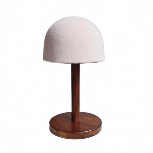 Présentoir chapeaux en - à,