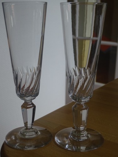 Anciennes flutes champagne - 2,