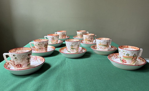 Tasses sous - et,