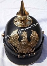Casque prussien Pickelhaube à