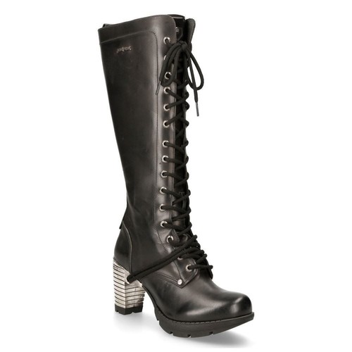 Nouvelles bottes montantes - nouvelles, À
