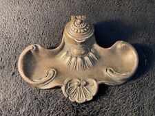 Encrier ancien en bronze de style Art Nouveau – Élégance et raffinement