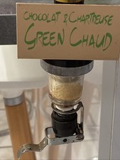 CHARTREUSE DISTRIBUTEUR DOSEUR  DE BAR