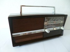 poste radio electric  ANNEES 60-70 VINTAGE fonctionnel type meuble bakelite