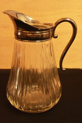 Carafe aiguière verre - , métal