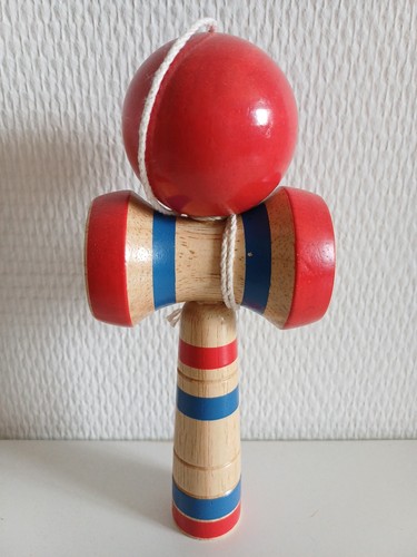 Bilboquet kokeshi japon - bilboquet,