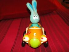 Jouet voiture et lapin Ouaps jojo lapin!!!! vintage