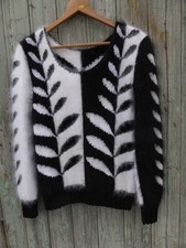 Très beau pull - , fait