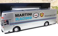 1/18 Schuco Mercedes Benz O317