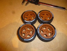 SET DE 4 ROUES POUR MINIATURE