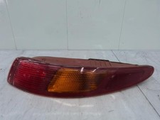 Feu arriere principal droit