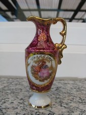 SOUVENIR FABREZAN MINI VASE ANSE LIMOGES FOND ROUGE COUPLE   9 cm haut