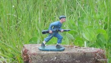 FIGURINE CYRNOS ARMES MODERNES