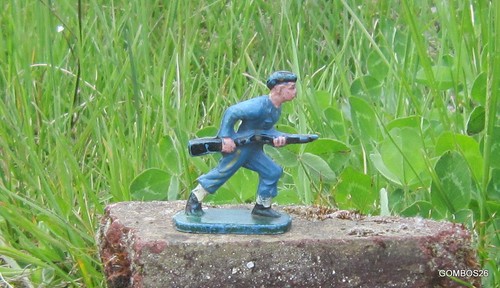Figurine cyrnos armes modernes - cyrnos,