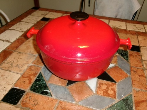 Cocotte creuset design - creuset,
